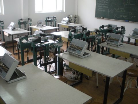 弯曲应力实验室